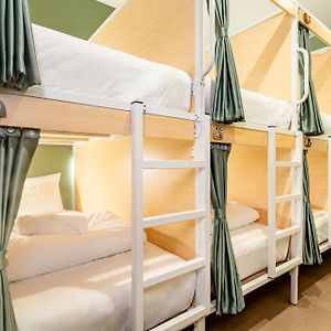 Dormitory Room Mixed